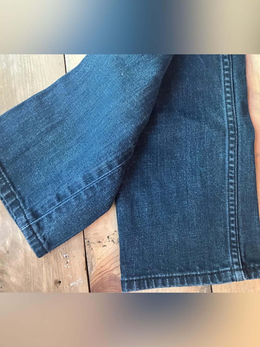 Levi's Women's Black Straight Leg Jeans - Picture 6 of 10